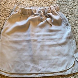 On the fly Lululemon skirt